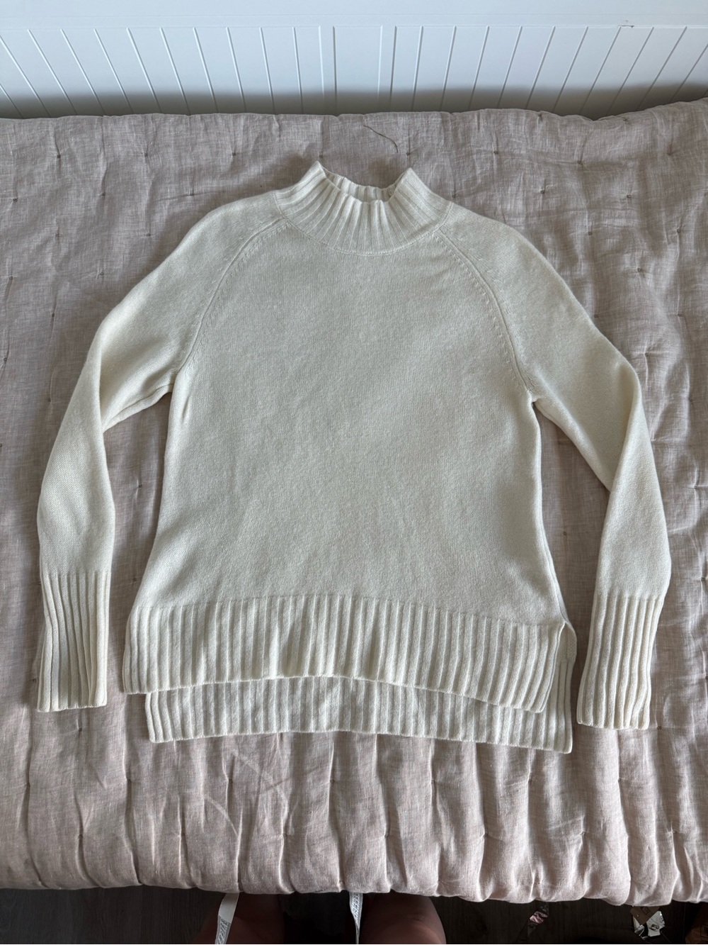 Lilysilk Cashmere Sweater Mock neck Size Medium